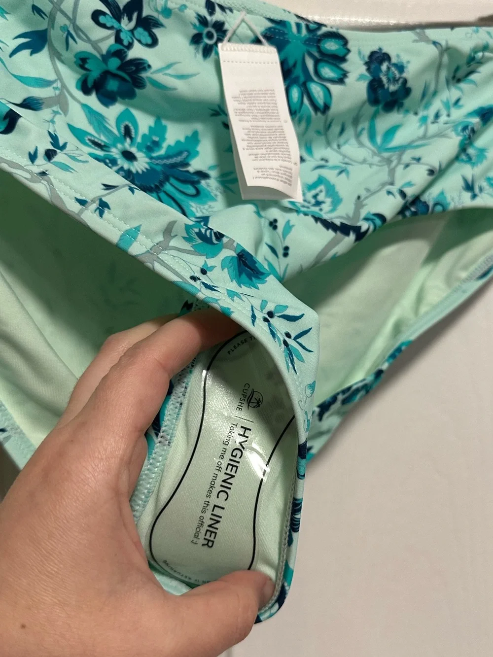 NWT Cupshe Earthly Aruba Flower Bikini Set